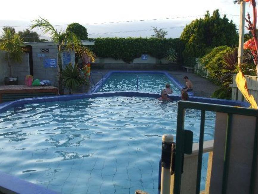 Omokoroa Kiwi Holiday Park Tauranga Bagian luar foto