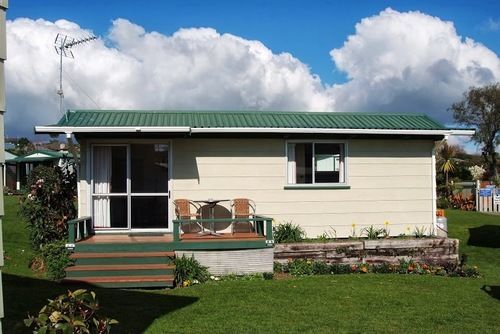 Omokoroa Kiwi Holiday Park Tauranga Bagian luar foto