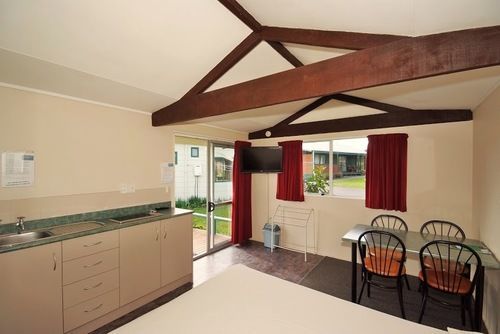 Omokoroa Kiwi Holiday Park Tauranga Bagian luar foto