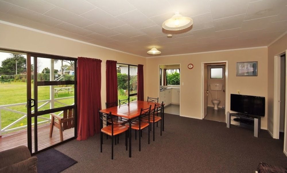 Omokoroa Kiwi Holiday Park Tauranga Bagian luar foto